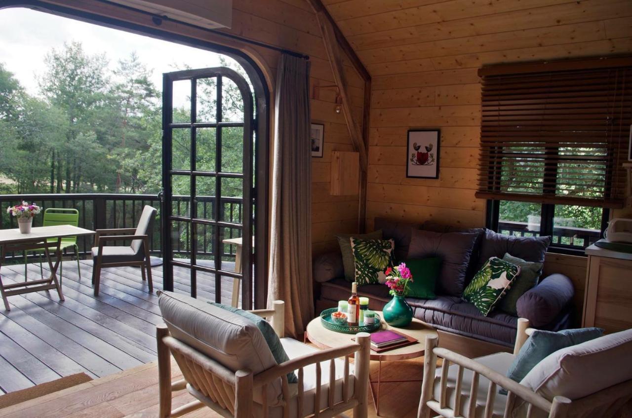 Cabane De La Mesange Auriac-du-Perigord ภายนอก รูปภาพ